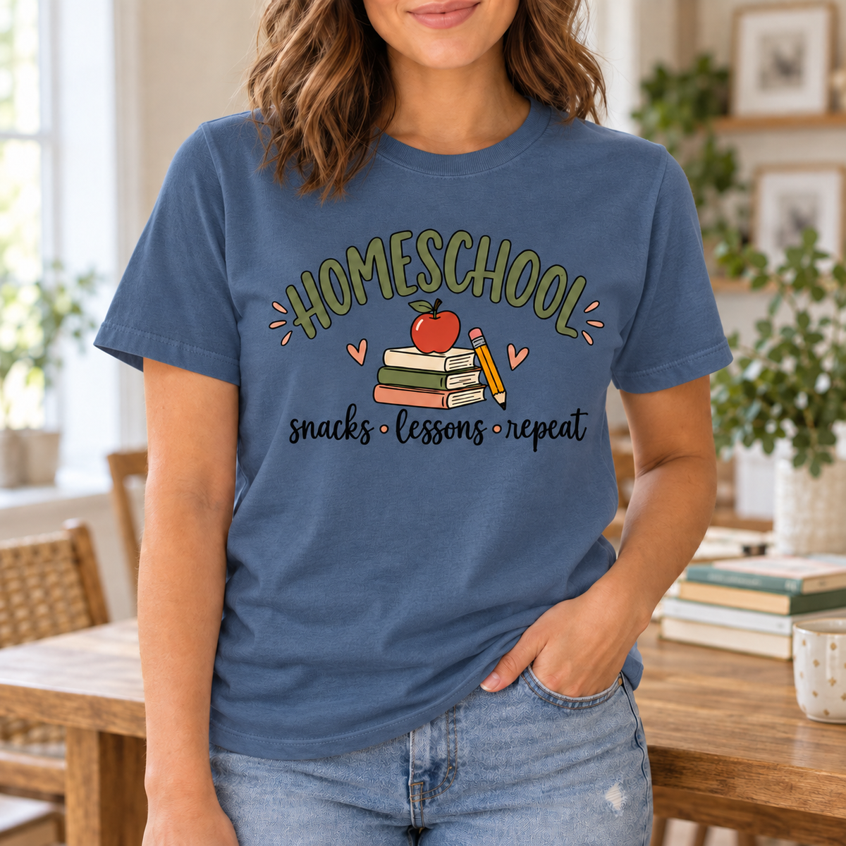 Homeschool Mom Shirt - Retro Books & Apple Graphic Tee, Homeschool Mama Gift